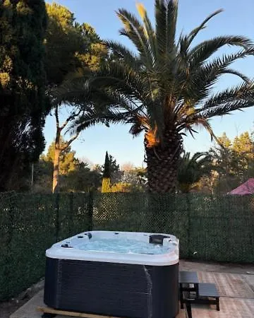 And Spa דירה *